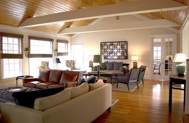 Luxury 5-Bed Charlottesville Home Close to Farmington Country Club