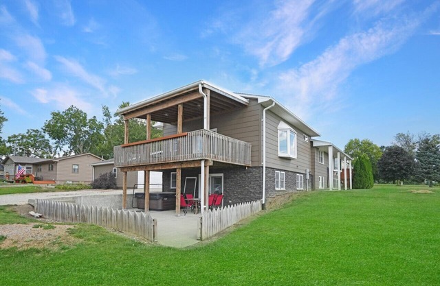 Luxury 5BR w/Pool & Hot Tub near Theme/Water Park
