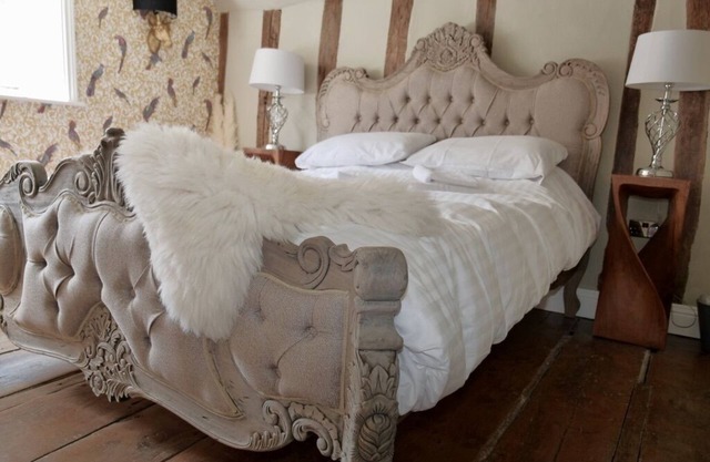 Luxury 8 Bed Manor House Hot Tub Cinema Room SkyTV
