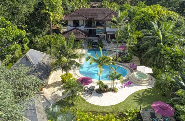 Luxury and Comfort in your own tropical resort