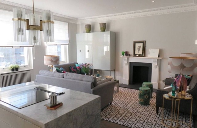 Luxury apartment in Hyde Park area