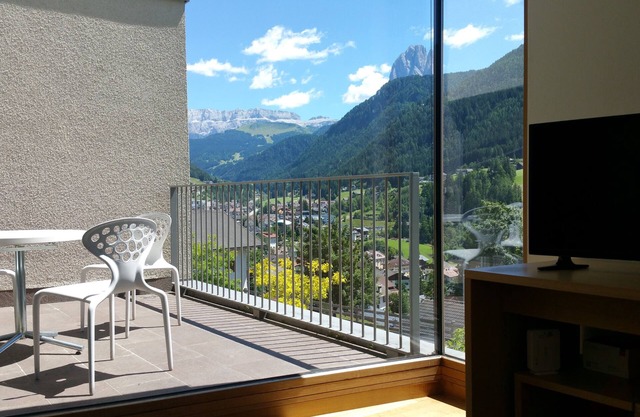 Luxury apartment in a beautiful location near the village center and ski slopes
