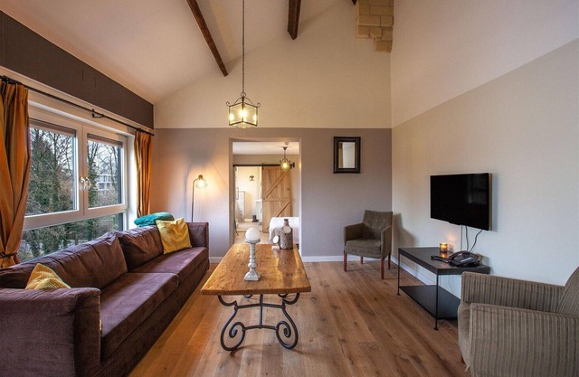 Luxury Apartment Nous