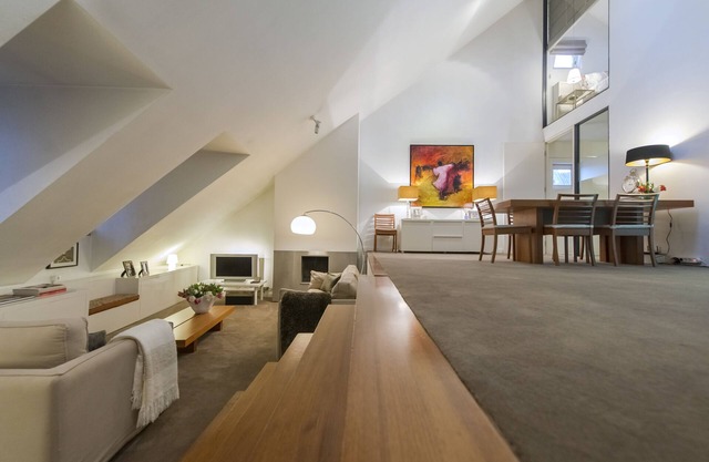 Luxury apartment on the Maas .Most centrally located luxury residence