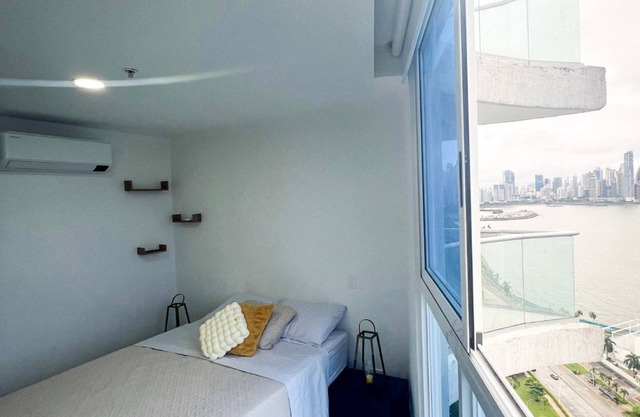Luxury Apartment - The Sands Panama - 2414