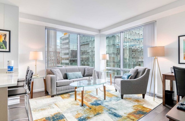 Luxury Apt Near Charles River