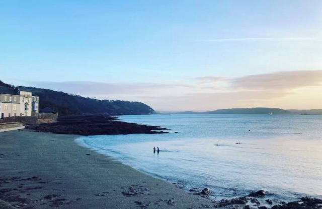 Luxury beach house, Cornwall - stunning sea views - the perfect getaway