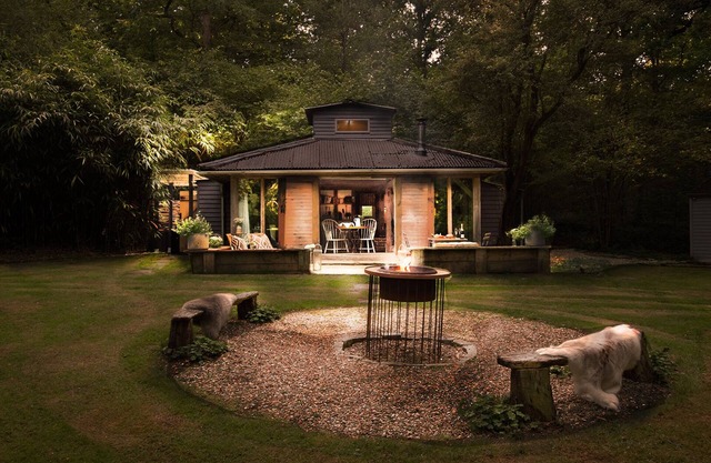 Luxury Boltholes | Cabin in the woods with hot tub