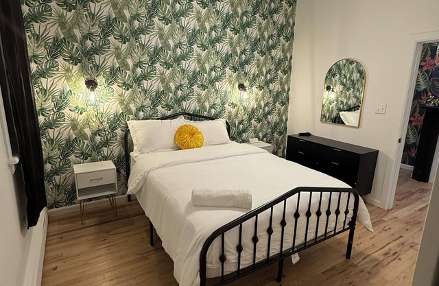 Luxury Boutique Home 5 beds 2 bath 25 min to NYC