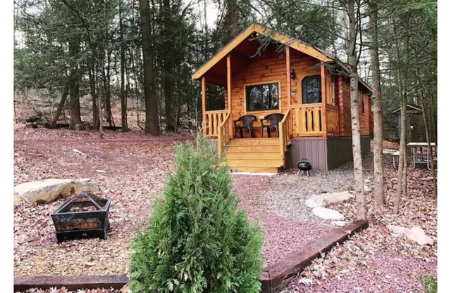 Luxury Cabin at Historic Lakewood Park w/ Linens - A