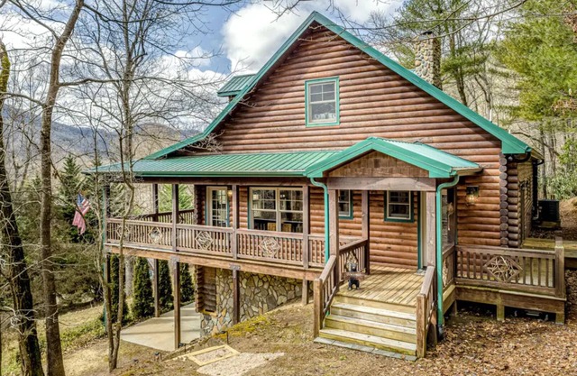 Luxury Cabin in the Woods
