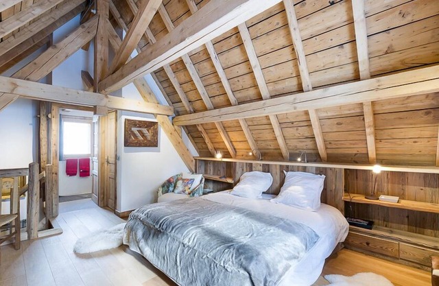 LUXURY CHALET IN OLD WOOD CENTER VILLAGE MEGEVE