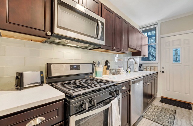 Luxury Condo down the street from Tower Grove Park