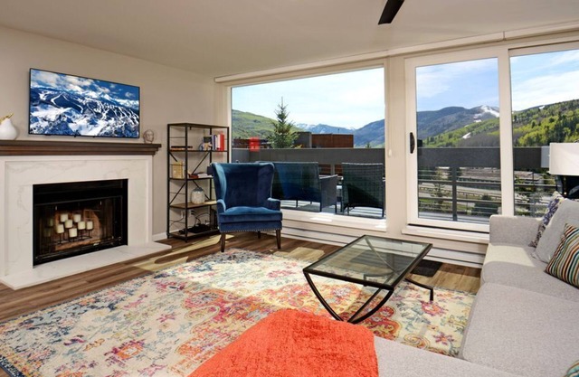 Luxury Condo with Gorgeous Views of Vail and Ski Slopes