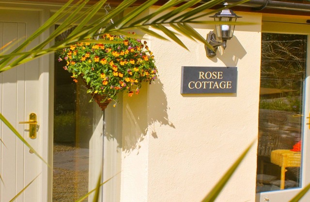 Luxury country hideaway on the fringes of Start Bay