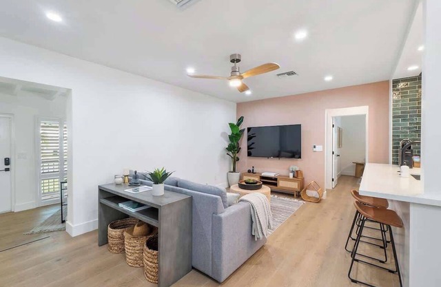 Luxury Escape: Close to beach, heavenly beds