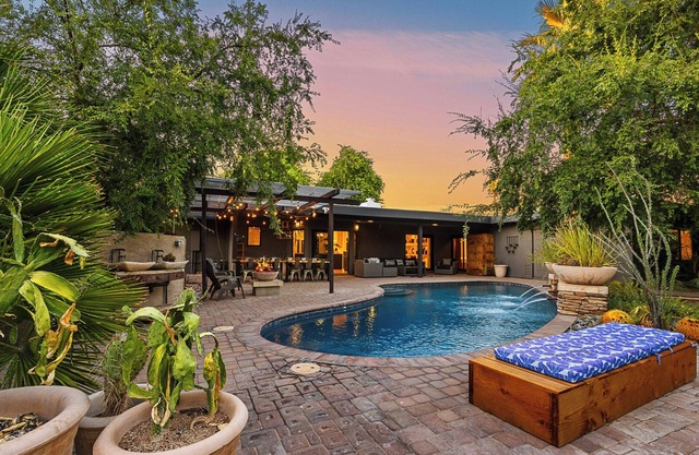 Luxury Escape with Pizza Oven, Pool, Guest Casita & Outdoor Shower