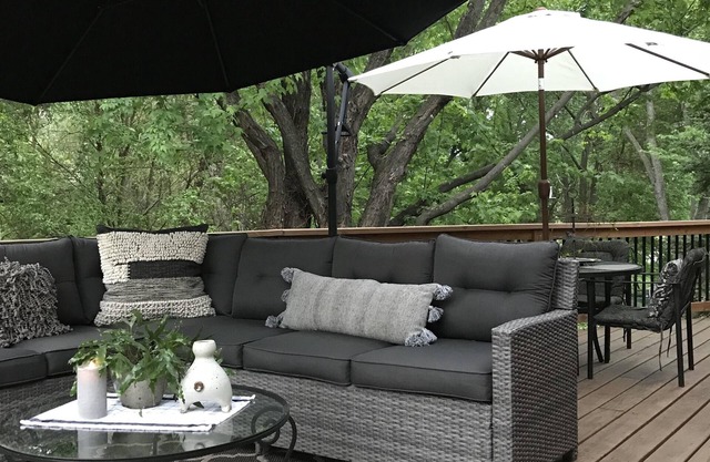 Luxury Experience With A Country Feel ~ Close To Everything!
