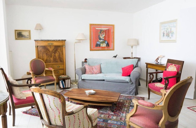Luxury apartment, 10 minutes from the Château