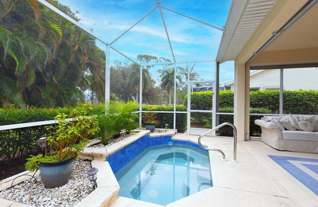 Luxury Gated Condo w/Private Spa & Resort-Style Amenities Near Airport