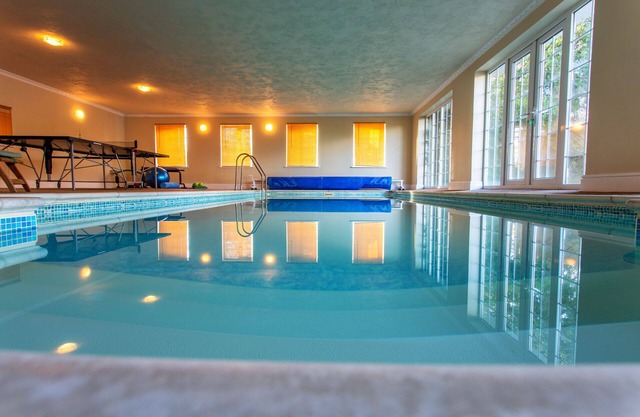 Luxury Holiday Apartment With Exclusive Heated Indoor Swimming Pool And Sauna