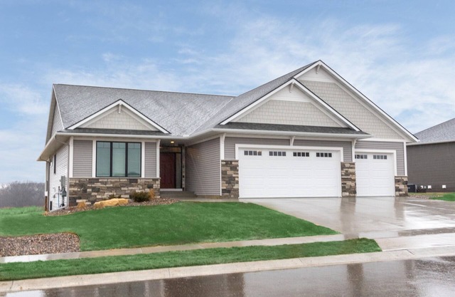 Luxury Home 4 miles from Mayo Clinic
