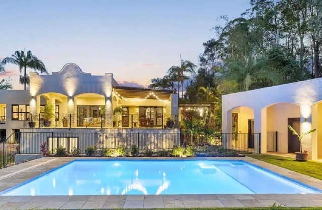 Luxury Home with stunning views and total privacy