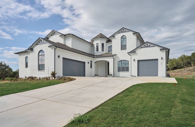 Luxury house on 1.25 acres. Fantastic location for fun and convenience!