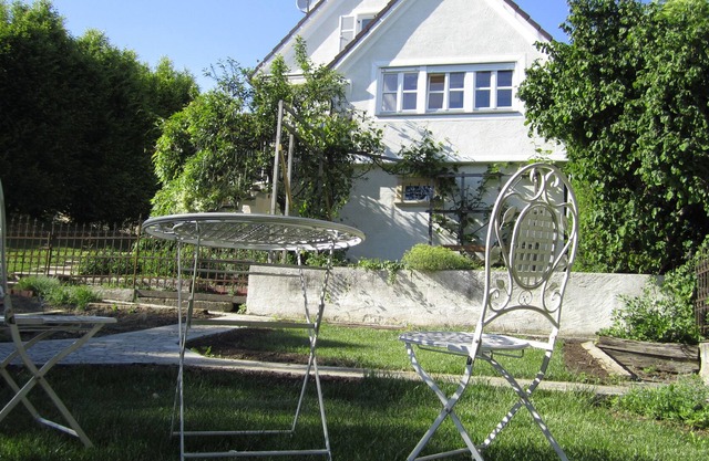 Luxury in the middle of the countryside and yet in the town center
