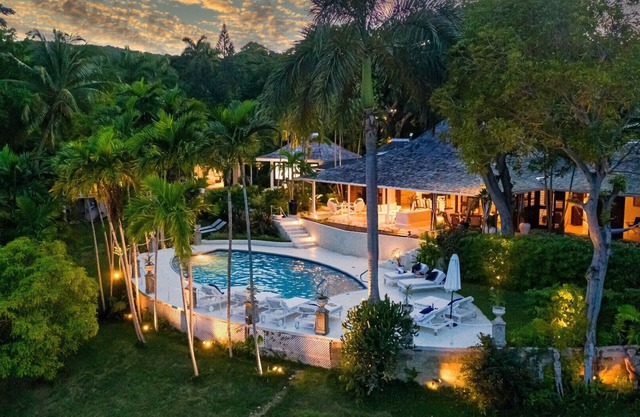 Luxury Jamaican Villa Overlooking Caribbean Sea