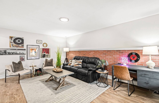 Luxury King Suite | Newly Renovated in Mt. Clemens