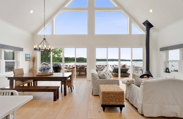Luxury Lakefront Home