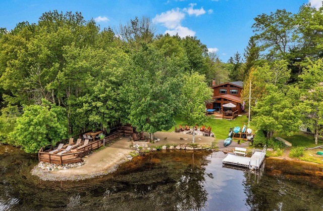 Luxury Lakefront w/Kayaks, Paddleboards, Put Put, Ping Pong