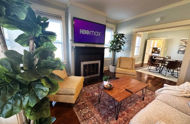 Luxury Lenox Townhouse
