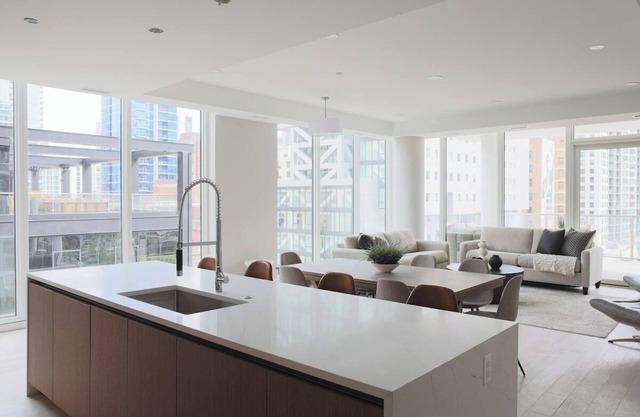 Luxury Loft Collection 703 - Terrace - River North