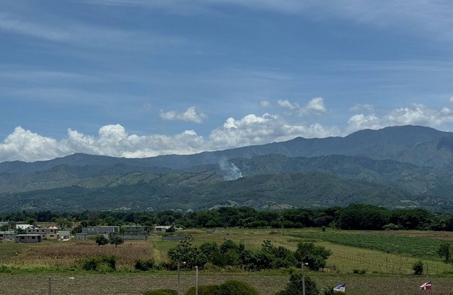 Luxury Mountain View 3 Bedroom Apartment in charming San Juan