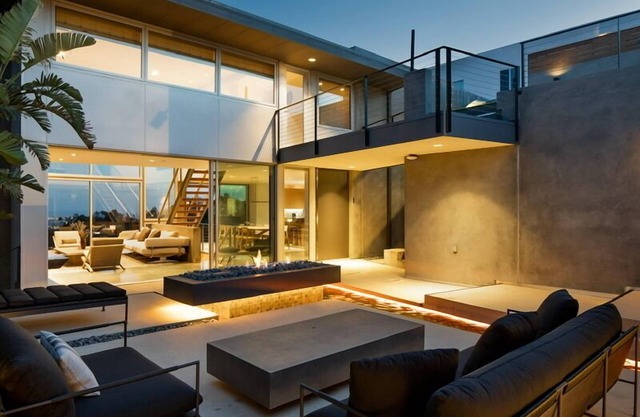 Luxury Modern Minimalist Japanese-Style Home in Hollywood Hills, Los Angeles
