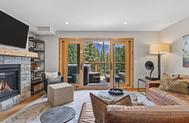 Luxury Mountain Villa | Private Hot Tub