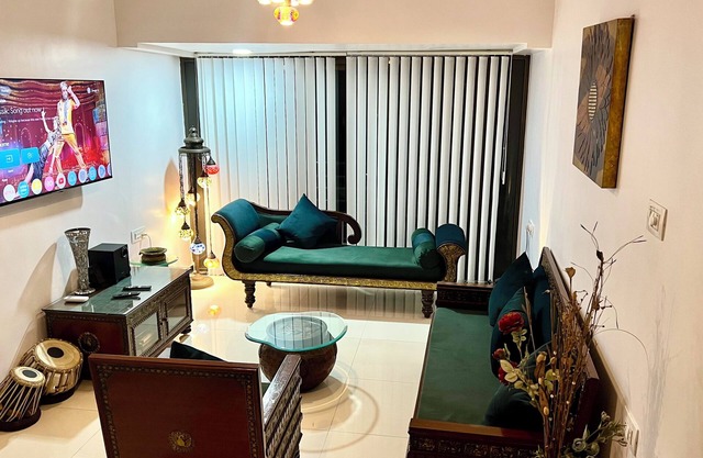Luxury Mumbai Holiday Apartment - Andheri in Heart of Mumbai