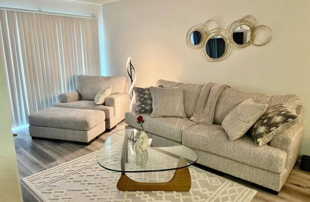 Luxury Newport Beach rental Location Location location
