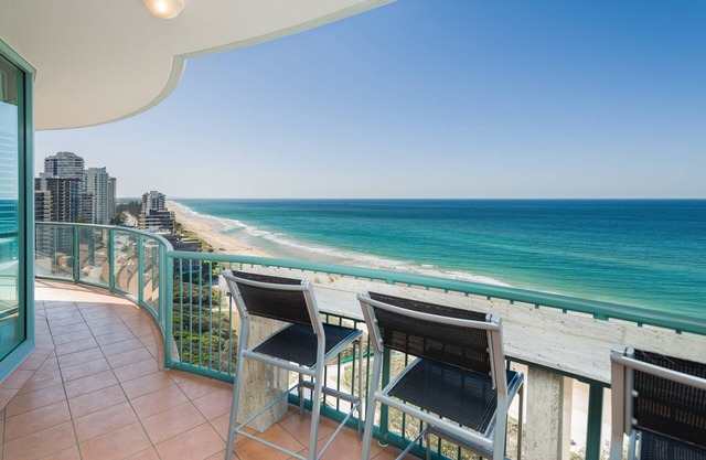 Luxury Oceanfront 3 Bedroom Platinum Sub-Penthouse