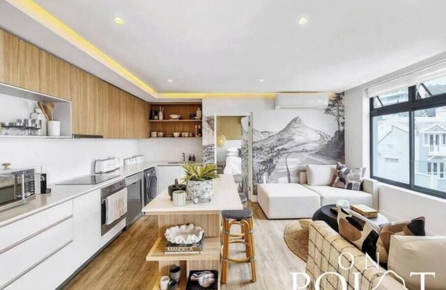 Luxury on Point