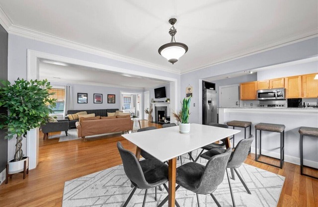 Luxury on the Plaza and Loose Park