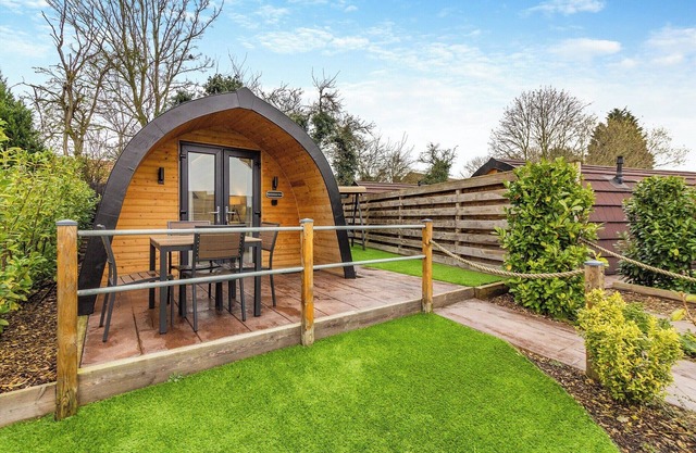 Luxury pod, perfect for two people seeking a romantic and relaxing break.