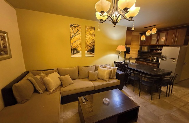 Luxury Pool View/2BR Retreat
