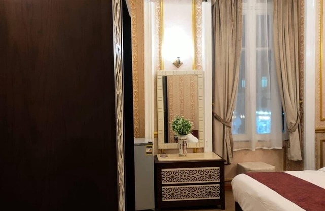 Luxury private single room in the city center of cairo.WI-FI