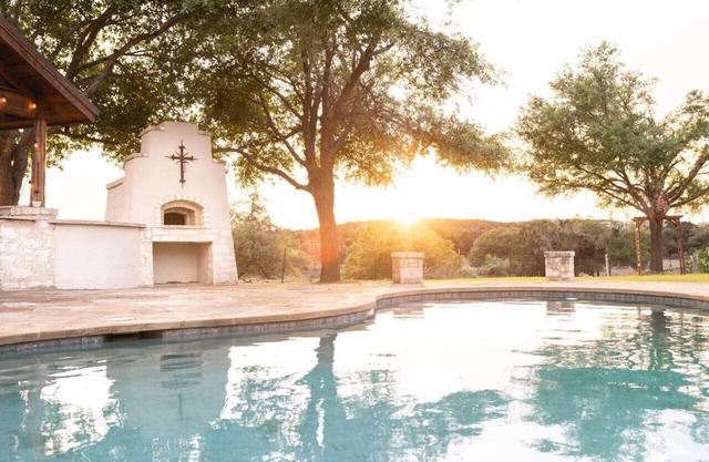 Luxury Ranch Retreat Pool, Sleeps 18
