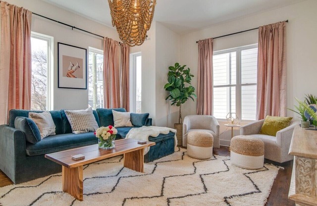 Luxury Retreat Near Vanderbilt University