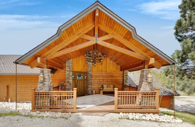 Luxury River Front Property