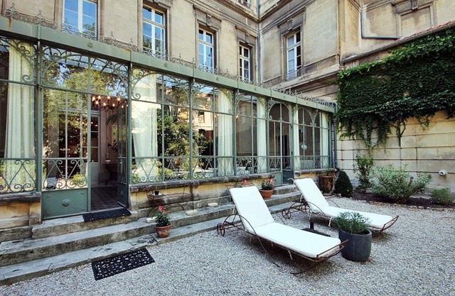 Luxury Roomy Apartment In The Historical Center
